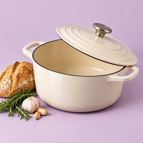 Enameled Dutch oven