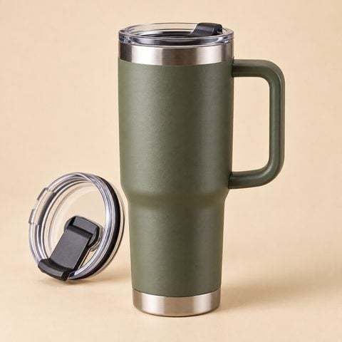 Insulated travel mug